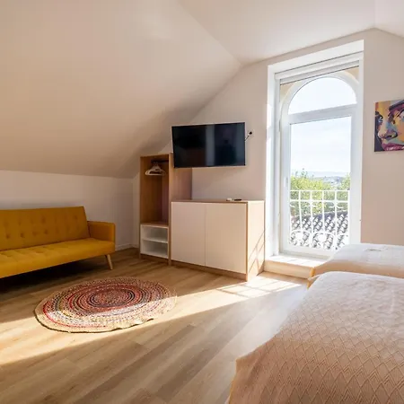 بيت ضيافة Pharmacia- Local ميراندا دو كورفو