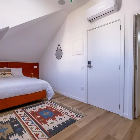 Pharmacia- Local