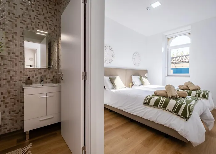 Pharmacia- Local بيت ضيافة ميراندا دو كورفو