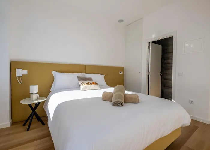 Pharmacia- Local * ميراندا دو كورفو