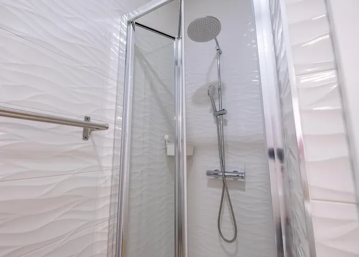 بيت ضيافة Pharmacia- Local